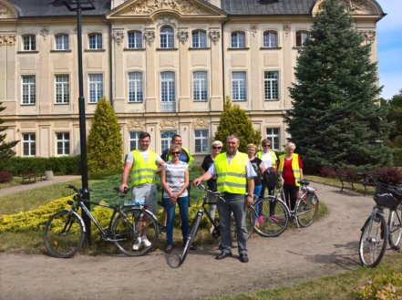 Więcej o: Wycieczka rowerowa  zorganizowana przez LUTW i GOK  w Lądku